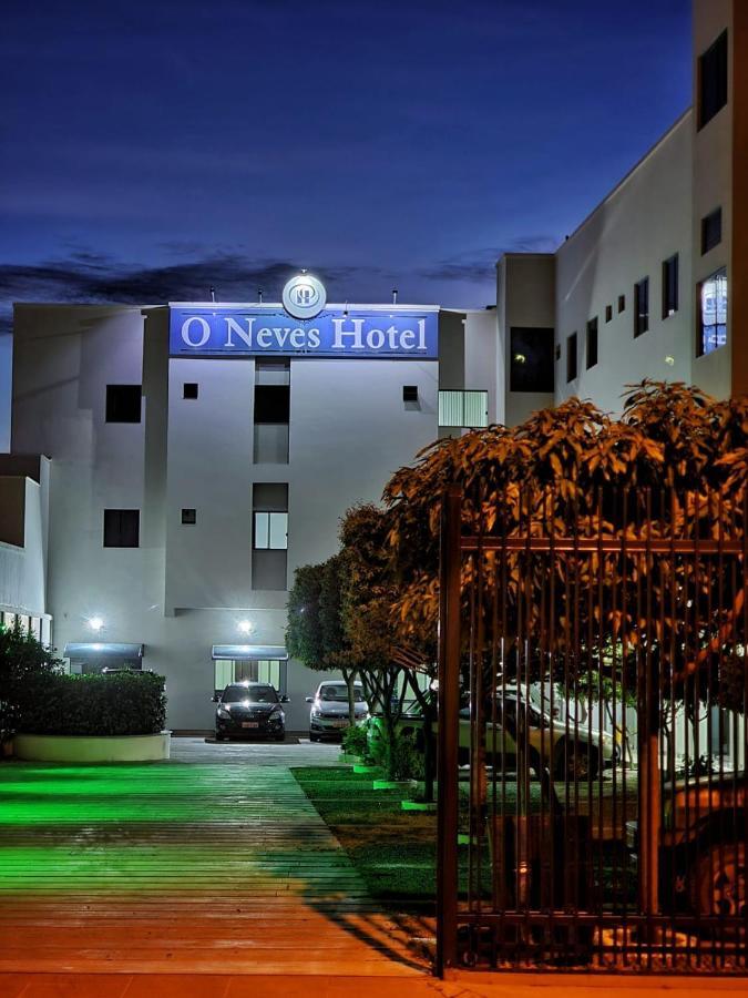 O Neves Hotel グァナンビ エクステリア 写真